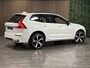 Volvo XC60 T6 AWD Recharge Plus Dark Long Range | 360° Camera | Head-Up Display | Adaptieve Cruise Control | Crystal White | 21 Inch | Standkachel met Volvo On call App | Stoel en Stuurwielverwarming | Full LED Meesturende koplampen | Pilot Assist | Elektrische voorstoelen geheugen | Contour Stoelen met wit stiksel en bies | Zitting verlenging voorstoelen | Schuifdak | Google Infotainment | Keyless Drive | Parkeersensoren voor+achter | Elektrisch bedienbare achterklep | DAB Radio | Apple Carplay/Android Auto | Alarm Klasse III | Draadloos telefoon opladen | Crystal White Metallic
