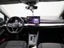 Volkswagen Golf 1.5 eHybrid Life Edition | 17 inch velgen | Automaat | Stoel/stuur verwarming | Achteruitrijcamera | Apple Carplay/Android auto |