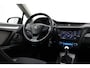 Toyota Avensis Touring Sports 1.8 VVT-i Business Pro | Navigatie | LED | Cruise Control | Clima | Camera | 17 inch | Rijstrooksensor | Bluetooth