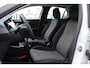 Opel Corsa 1.2 Edition 1e Eigenaar | NAP | Volledig Onderh | BTW | Cruise | Carplay | DAB | Airco | LMV | Bots | PDC
