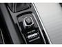 Volvo XC60 T4 R-Design | Panoramadak | harman/kardon | Stoelverwarming | Keyless | Camera | Getint Glas