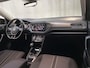 Volkswagen T-Roc 1.0 TSI Style Panoramadak LED Climate Control Parkeersensoren