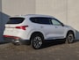 Hyundai Santa Fe 1.6 T-GDI PHEV Premium Sky Automaat / Dealer onderhouden / Head Up Display / EAER 58 km stad 69km / Glazen schuif- en kanteldak / Elektrische achterklep / Trekgewicht 1350 kg / Stuur-, Stoel & Achterbank verwarming / Adaptief cruise control / Climate control /