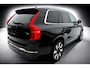 Volvo XC90 2.0 T8 AWD 335kW/456pk Aut8 Recharge Long Range Ultra Bright LUCHTVERING + PANORAMADAK + HARMAN/KARDON + STOELVERWARMING V&A + STUURVERWARMING + NAPPALEDER + ADAPT.CRUISE + BLIS + GOOGLE DASH&SERVICES + 360 CAMERA + PARKSENSOREN + 21" LM-VELGEN!!