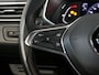 Renault Clio 1.0 TCe Intens - Dealer onderhouden! - Camera - 17" LMV - Armsteun voor - Sensor v+a