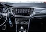 Volkswagen T-Roc 1.5 TSI Sport Business R | Leder | Stoelverwarming | Carplay | Adaptieve cruise | Elek. achterklep |