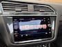 Volkswagen Tiguan 2.0 TSI 180PK 4Motion R-line Highline|Panorama|HeadUp|Leder
