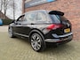 Volkswagen Tiguan 2.0 TSI 180PK 4Motion R-line Highline|Panorama|HeadUp|Leder