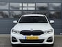 BMW 3-Serie TOURING 330e M-SPORT I PLUG-IN HYBRID I LEDEREN BEKLEDING I 59.434KM