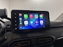 Dacia Sandero 90PK TCe Comfort | Trekhaak | Camera | Parkeersensoren | Climate Control | Apple CarPlay/Android Auto | Full LED | Armsteun | Elektrische Ramen & Spiegels |