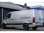 Mercedes-Benz Sprinter L2H2 319Cdi 3.0 6-Cilinder 190Pk 7G-Tronic | RWD | Stoel-Bank | 2xSchuifdeur | Achteruirijcamera | Trekhaak | 17''