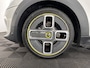 MINI Mini Electric Yours 33 kWh [ 3-Fase-11kW ] {SOH-100%} (INCL-BTW) Aut.* HEATPUMP | PANO | LEATHER | DIGI-COCKPIT | HEAD-UP | FULL-LED | NAVI-FULLMAP | HEATED-SPORTSEATS | DAB | CRUISE | HARMAN/KARDON | CAMERA | KEYLESS | AMBIENTLIGHT | 17"ALU*