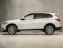 BMW X1 sDrive20i High Executive 192Pk Automaat (GROOT NAVI, HEAD-UP DISPLAY, LEDER, TREKHAAK, STOELVERWARMING, TREKHAAK, SPORTSTOELEN, SFEERVERLICHTING, CAMERA, NIEUWSTAAT)