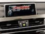 BMW X1 sDrive20i High Executive 192Pk Automaat (GROOT NAVI, HEAD-UP DISPLAY, LEDER, TREKHAAK, STOELVERWARMING, TREKHAAK, SPORTSTOELEN, SFEERVERLICHTING, CAMERA, NIEUWSTAAT)