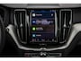 Volvo XC60 2.0 T6 Plug-in hybrid AWD Plus Dark | 360 Camera | Schuif-/Kanteldak | Stoel-/Stuurverwarming | Adaptieve Cruise Control | Trekhaak |