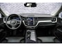 Volvo XC60 2.0 T6 Plug-in hybrid AWD Plus Dark | 360 Camera | Schuif-/Kanteldak | Stoel-/Stuurverwarming | Adaptieve Cruise Control | Trekhaak |