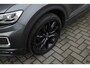 Volkswagen T-Roc Volkswagen T-Roc 1.5 TSI Style | Camera | Stoelverwarming | AUTOMAAT | Navigatie |
