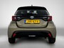Toyota Yaris 1.5 Hybrid Style Limited | Stoel-/Stuurverwarming | Parkeersensoren V+A | JBL | Lichtmetalen Velgen |