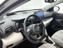 Toyota Yaris 1.5 Hybrid Style Limited | Stoel-/Stuurverwarming | Parkeersensoren V+A | JBL | Lichtmetalen Velgen |