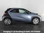 Toyota Aygo X 1.0 VVT-i MT Pulse Bi-Tone | Apple Carplay & AndroidAUTO | Stoelverwarming | Camera |
