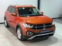 Volkswagen T-Cross 1.5 TSI Style 150 PK Automaat / Navigatie full map / Camera / Adaptive cruise / Climate control