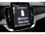 Volvo XC90 T8 Plug-in hybrid Ultra Black Edition | Luchtvering | Bowers&Wilkins | Massage+Ventilatie | Gelamineerd Glas | Trekhaak | 22 Inch