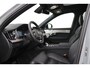 Volvo XC90 T8 Plug-in hybrid Ultra Black Edition | Luchtvering | Bowers&Wilkins | Massage+Ventilatie | Gelamineerd Glas | Trekhaak | 22 Inch
