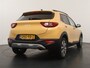 Kia Stonic 1.0 T-GDi MHEV DynamicPlusLine - Stoel/Stuurverwarming - Lichtmetalen Velgen - Navigatie - LED Koplampen - Cruise Control - Fabrieksgarantie Tot 2031