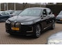 BMW iX xDrive50 High Executive 112 kWh / SOH 97,2% / Trekhaak / Panoramadak / Camera / Leder / 22'' / Luchtvering / Softclose / Harman Kardon / Apple CarPlay / Stoelverwarming / DAB / Dodehoek / ACC