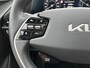 Kia Niro EV DynamicPlusLine 64.8 kWh Schuif/kanteldak, Navigatie, Dodehoekdetectie, Lederen bekleding, Stoel- & Stuurwielverwarming, Parkeersensoren voor & achter, BTW-auto, Elektrische achterklep