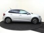 Volkswagen Polo Life Edition | 'App-Connect' smartphone integratie | Airconditioning automatisch (Climatronic), 2-zone | Buitenspiegels elektrisch instel- verwarm- en inklapbaar