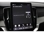 Volvo XC90 T8 Plug-in hybrid Ultra Black Edition | Luchtvering | Bowers&Wilkins | Massage+Ventilatie | Gelamineerd Glas | Trekhaak | 22 Inch