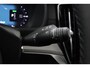 Volvo XC90 T8 Plug-in hybrid Ultra Black Edition | Luchtvering | Bowers&Wilkins | Massage+Ventilatie | Gelamineerd Glas | Trekhaak | 22 Inch