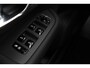 Volvo XC90 T8 Plug-in hybrid Ultra Black Edition | Luchtvering | Bowers&Wilkins | Massage+Ventilatie | Gelamineerd Glas | Trekhaak | 22 Inch