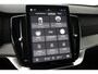 Volvo XC90 T8 Plug-in hybrid Ultra Black Edition | Luchtvering | Bowers&Wilkins | Massage+Ventilatie | Gelamineerd Glas | Trekhaak | 22 Inch
