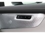 Volvo XC90 T8 Plug-in hybrid Ultra Black Edition | Luchtvering | Bowers&Wilkins | Massage+Ventilatie | Gelamineerd Glas | Trekhaak | 22 Inch