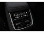 Volvo XC90 T8 Plug-in hybrid Ultra Black Edition | Luchtvering | Bowers&Wilkins | Massage+Ventilatie | Gelamineerd Glas | Trekhaak | 22 Inch