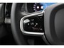 Volvo XC90 T8 Plug-in hybrid Ultra Black Edition | Luchtvering | Bowers&Wilkins | Massage+Ventilatie | Gelamineerd Glas | Trekhaak | 22 Inch