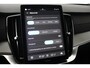 Volvo XC90 T8 Plug-in hybrid Ultra Black Edition | Luchtvering | Bowers&Wilkins | Massage+Ventilatie | Gelamineerd Glas | Trekhaak | 22 Inch