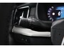 Volvo XC90 T8 Plug-in hybrid Ultra Black Edition | Luchtvering | Bowers&Wilkins | Massage+Ventilatie | Gelamineerd Glas | Trekhaak | 22 Inch