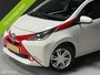 Toyota Aygo 1.0 VVT-i x-wave - Navi - Dealer onderhouden -