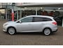 Ford Focus Wagon 1.0-125pk Titanium Climate control , Trekhaak , Cruise control , Bluetooth LM velgen , LED dagrijverlichting , Parkeersensoren achter