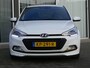 Hyundai i20 1.0 T-GDI Go! Trekhaak, All Seasonbanden, Cruise Control, Navigatie, Achteruitrij Camera.