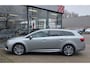 Toyota Avensis Touring Sports 1.8 VVT-i Volcano Edition