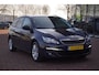 Peugeot 308 SW 1.2 PureTech Blue Lease Executive / Panorama / Navi / ECC / PDC / DEALERONDH. / = MOTOR VERVANGEN !!