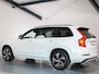 Volvo XC90 2.0 T8 Recharge AWD Plus Dark, 455PK, Longrange, Trekhaak draaibaar, Pilot Assist, Zeer nette auto!