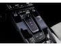 Porsche 911 3.0 Carrera 4 GTS | Elektrisch glazen schuif-/kanteldak | 18-voudig Sportstoelen met memory | BOSE Surround-Sound-System | Porsche Active Suspension Management | SportDesign Side Skirts | ParkAssistent inclusief achteruitrijcamera |