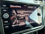 Volkswagen Tiguan 1.5 TSI R-Line Business+ 20''Lmv, Trekhaak, Stoelverwarming