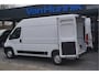 Peugeot Boxer 35 2.2 140PK L2H2 BPM VRIJ!! Apple CP / Android A, Airco, Cam, 270° Deur!! NR. J417*
