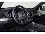 Volvo XC90 T8 Recharge AWD Ultimate Dark - LONG RANGE - Luchtvering - Panorama/schuifdak - IntelliSafe Assist & Surround - 360º Camera - Bowers & Wilkins audio - Adaptieve LED koplampen - Verwarmde voorstoelen, stuur & achterbank - Parkeersensoren voor & achter - Elektr. bedienb. voorstoelen met geheugen - Head up display - Draadloze tel. lader - Standkachel - Extra getint glas - Elektr. inklapbare trekhaak - 21' LMV